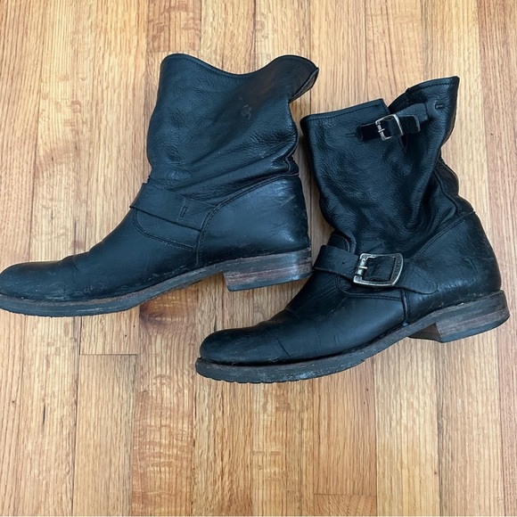 FRYE Women's Veronica Short Boot size erased 8-9 - Picture 1 of 16